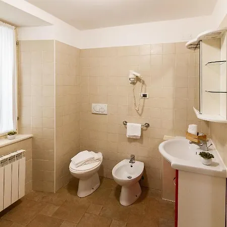 Aparthotel All'arco 3*
