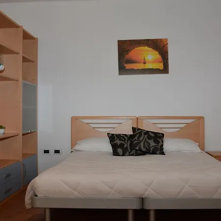 All'arco Apart Otel Trieste